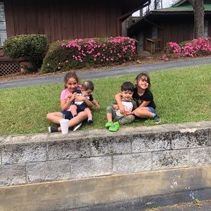 Meet your Posher, Victor